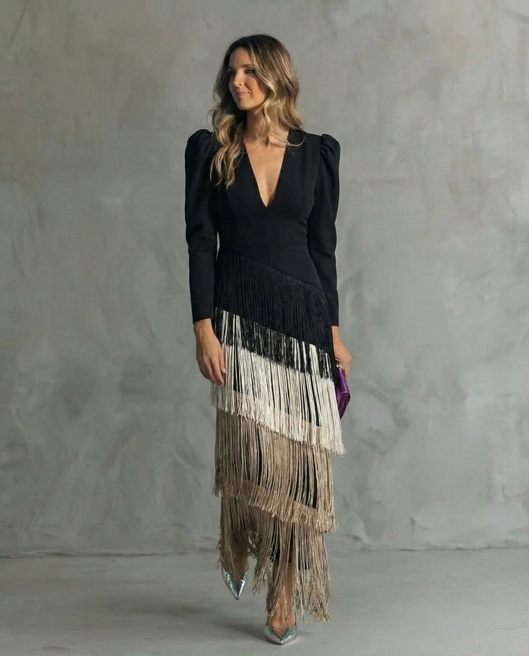 Valeria | Vestito midi elegante con maniche a frange