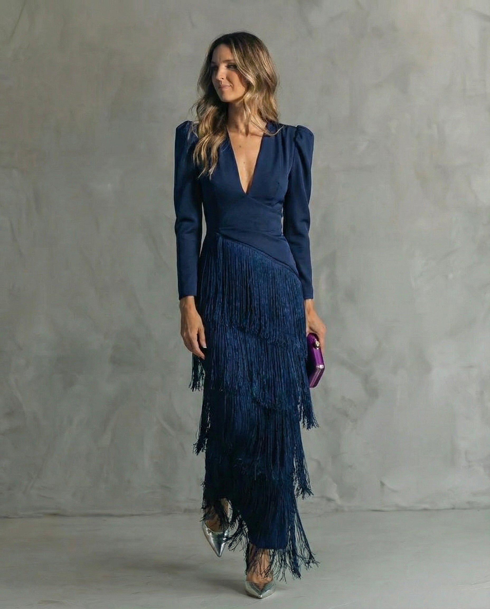 Valeria | Vestito midi elegante con maniche a frange
