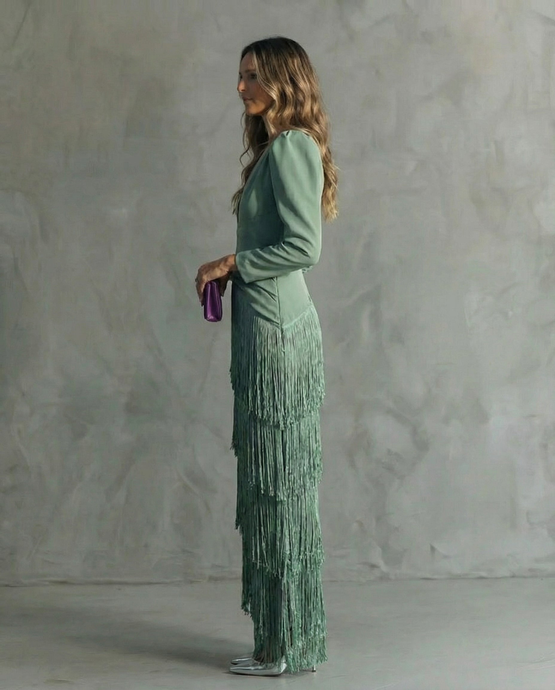 Valeria | Vestito midi elegante con maniche a frange